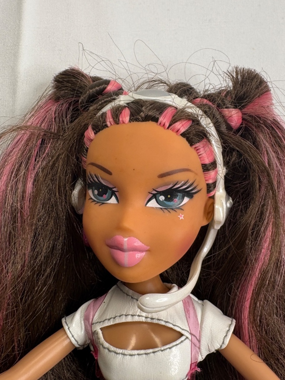 2005 MGA Bratz Doll Live In Concert Space Angelz Yasmin Fashion Doll - Picture 11 of 12